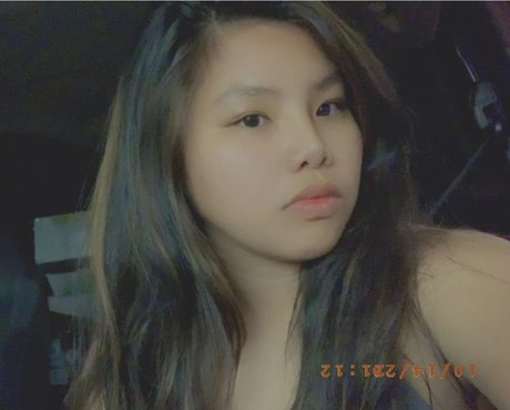 Foto di nudo di fuga di OnlyFans di 0x0nugueyen
