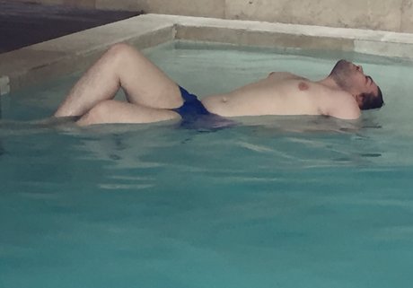 Foto di nudo di fuga di OnlyFans di Xavier Gold