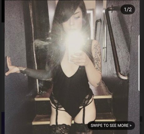 Foto di nudo di fuga di OnlyFans di Ashley Alexandria