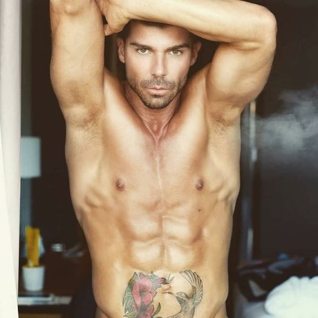 Foto di nudo di fuga di OnlyFans di Paulo