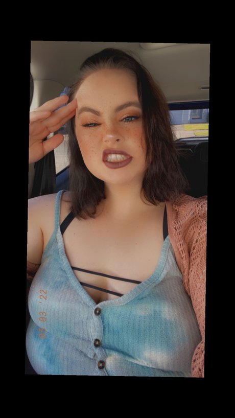 Foto di nudo di fuga di OnlyFans di Emily