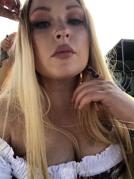 Foto di nudo di fuga di OnlyFans di Gingerpawz