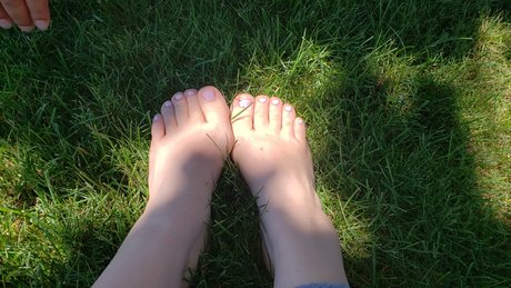 Foto di nudo di fuga di OnlyFans di Feet Goddess