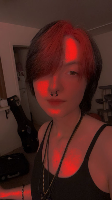 Foto di nudo di fuga di OnlyFans di Devil Baby