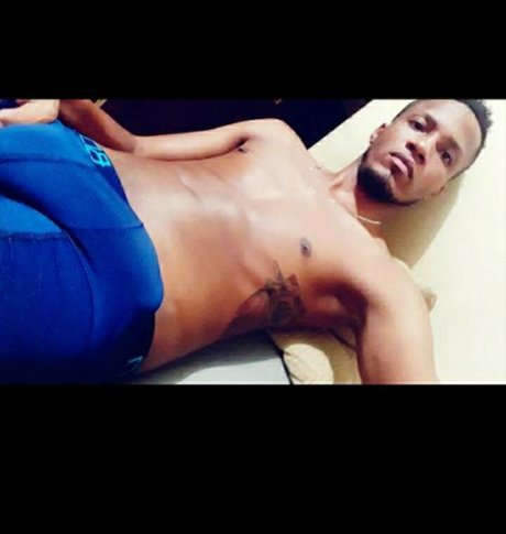 Foto di nudo di fuga di OnlyFans di Fabian Giron