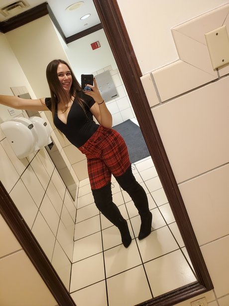 Foto di nudo di fuga di OnlyFans di Sarah