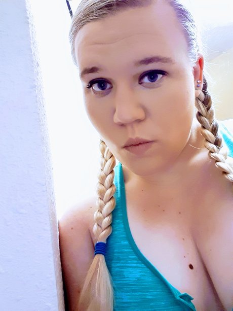 Foto di nudo di fuga di OnlyFans di Kay