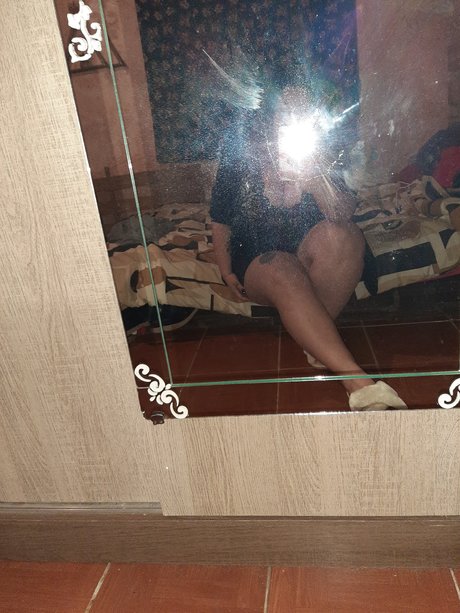 Foto di nudo di fuga di OnlyFans di Gime Paz