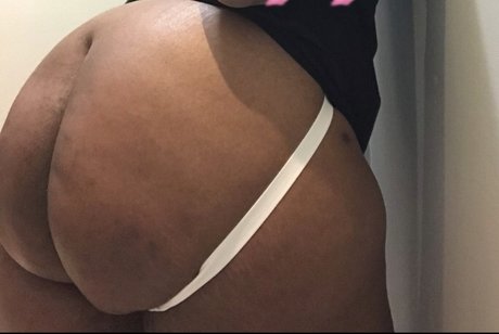Foto di nudo di fuga di OnlyFans di Phatbootyking1