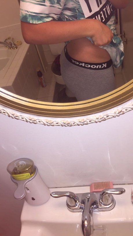 Foto di nudo di fuga di OnlyFans di Thickiemister