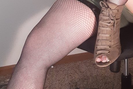Foto di nudo di fuga di OnlyFans di Lucy