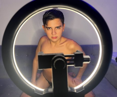 Foto di nudo di fuga di OnlyFans di Mateo Twin