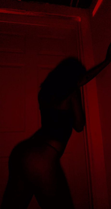 Foto di nudo di fuga di OnlyFans di Kylie Ann