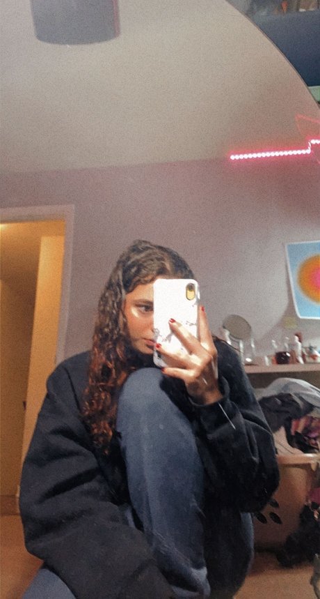 Foto di nudo di fuga di OnlyFans di Oliviaalexis
