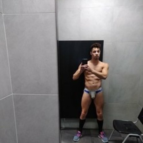 Foto di nudo di fuga di OnlyFans di Dustin Overstreet