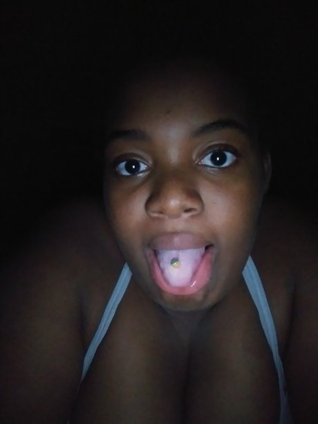 Foto di nudo di fuga di OnlyFans di Jada