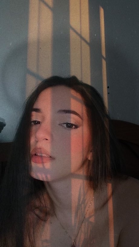 Foto di nudo di fuga di OnlyFans di Misslonliness