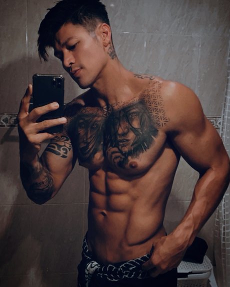 Foto di nudo di fuga di OnlyFans di Mister Jhomxxl Top 09 Of All Creators