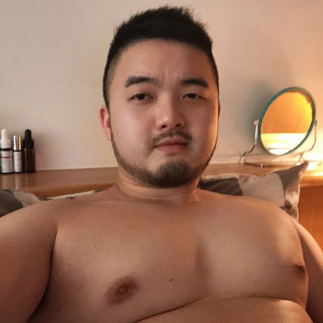 Foto di nudo di fuga di OnlyFans di Q