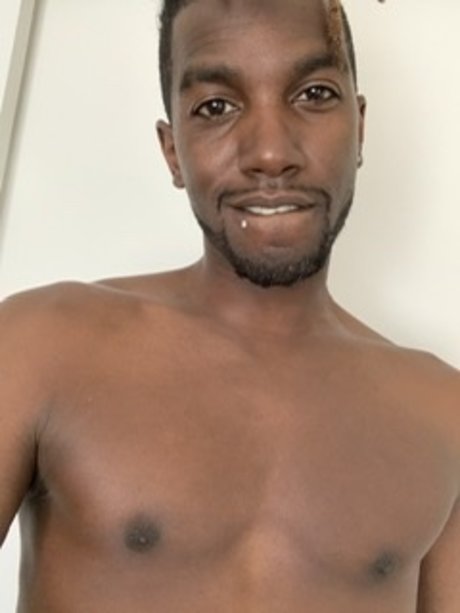 Foto di nudo di fuga di OnlyFans di Infamousdexxx