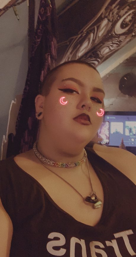 Foto di nudo di fuga di OnlyFans di Mistress Thorn