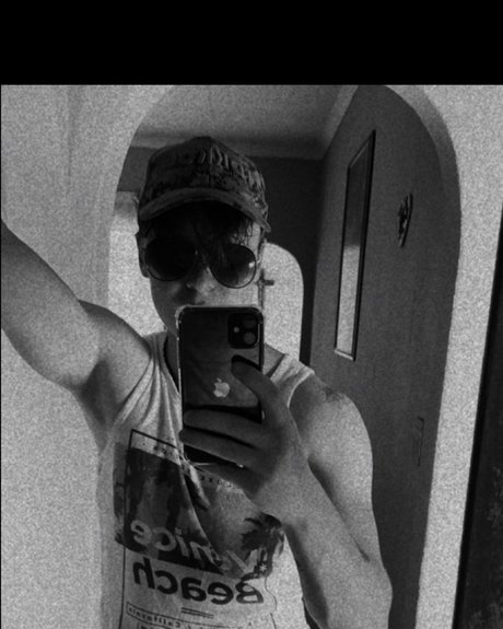 Foto di nudo di fuga di OnlyFans di Jaco