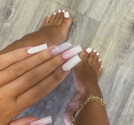 Pretty Feet 