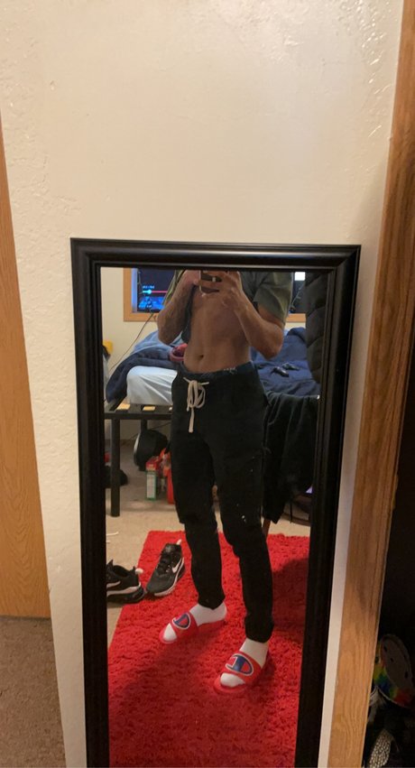 Foto di nudo di fuga di OnlyFans di Demetrius Marsh
