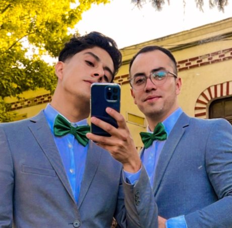 Pareja Pepe Y Luis