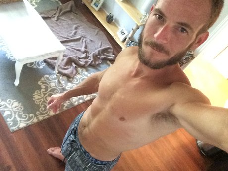 Foto di nudo di fuga di OnlyFans di Blake