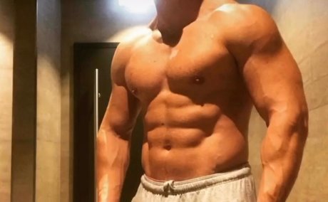 Foto di nudo di fuga di OnlyFans di Xxlbeastm