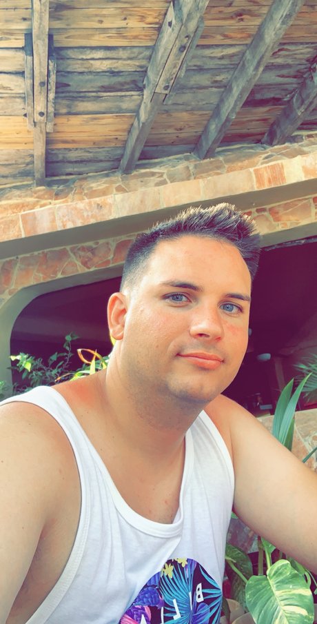 Foto di nudo di fuga di OnlyFans di U7282181