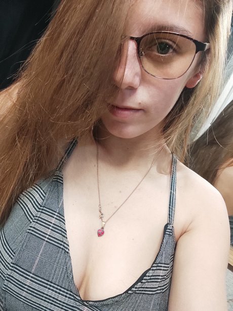Foto di nudo di fuga di OnlyFans di Milagros