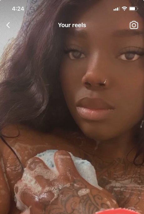 Foto di nudo di fuga di OnlyFans di Wetpussy