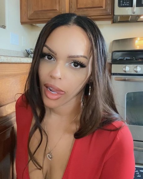 Foto di nudo di fuga di OnlyFans di Pearlianasroom