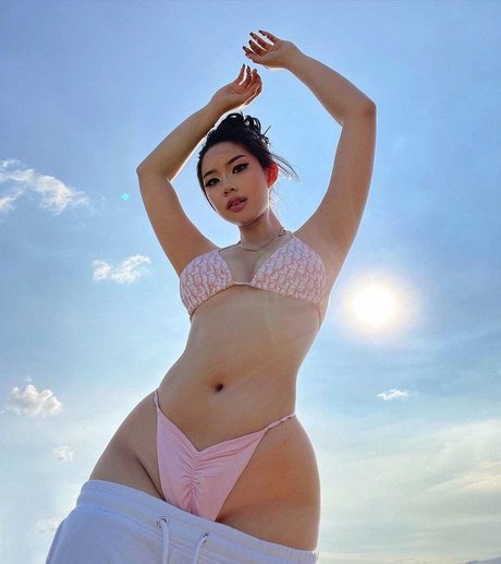 Rachelle Ruth