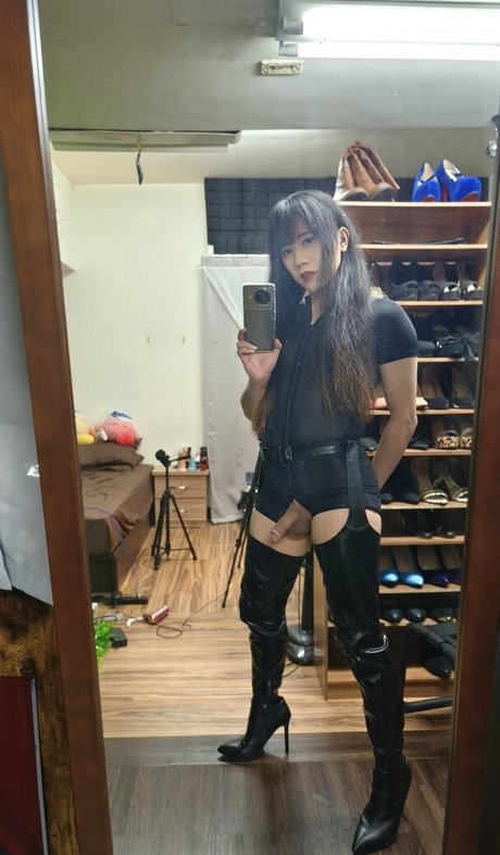 Foto di nudo di fuga di OnlyFans di Charlotte Niya