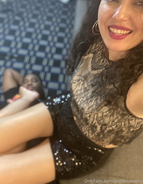 Foto di nudo di fuga di OnlyFans di Goddessmarcy