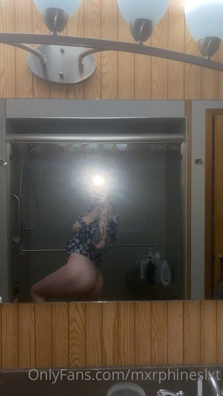 Foto di nudo di fuga di OnlyFans di Mxrphineslxt