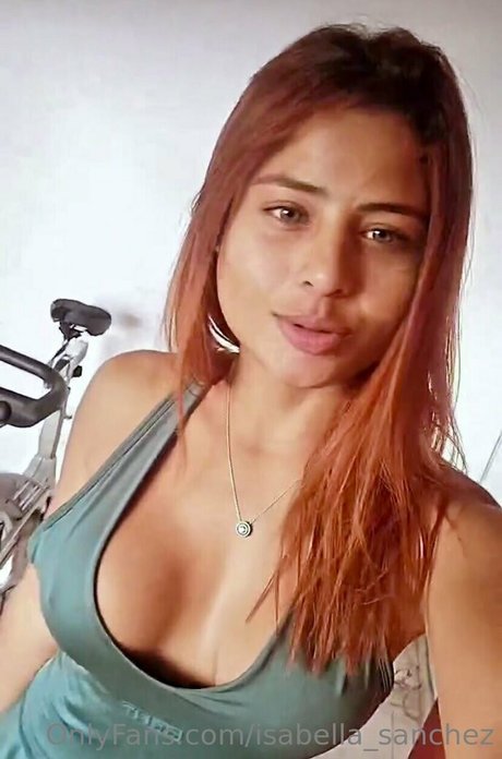 Foto di nudo di fuga di OnlyFans di Isabellasanchez