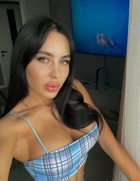 Alinagrey