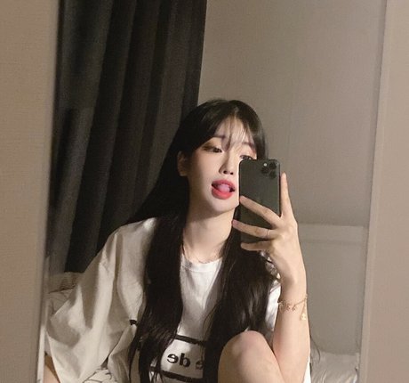 Foto di nudo di fuga di OnlyFans di Se Yeon