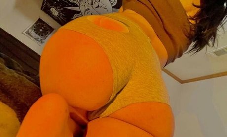 Foto di nudo di fuga di OnlyFans di Hangrape