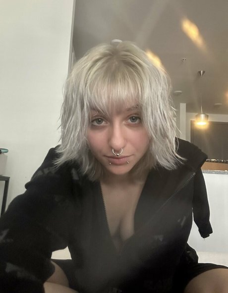 Foto di nudo di fuga di OnlyFans di Sinfulsheaxxx
