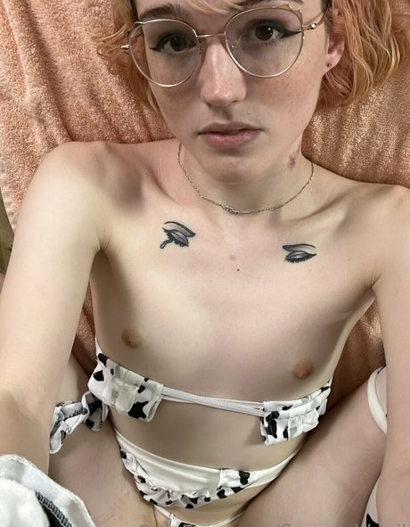Foto di nudo di fuga di OnlyFans di Flammableoil