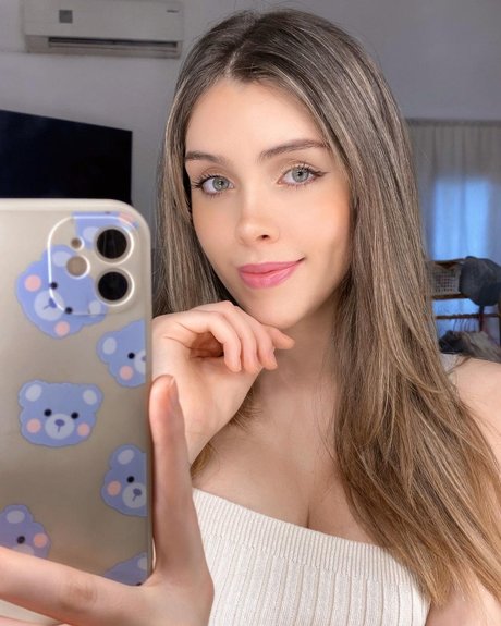 Foto di nudo di fuga di OnlyFans di Olivia Herdt