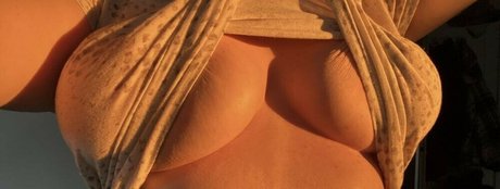 Foto di nudo di fuga di OnlyFans di Cindy Graham