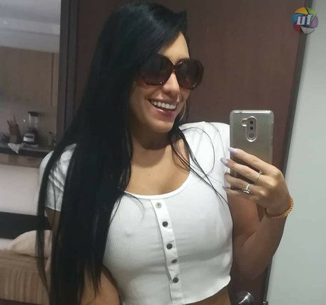 Foto di nudo di fuga di OnlyFans di Scarleth Team