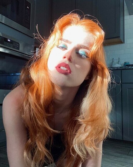 Foto di nudo di fuga di OnlyFans di Cera Gibson