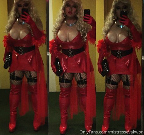Foto di nudo di fuga di OnlyFans di Mistressyumi